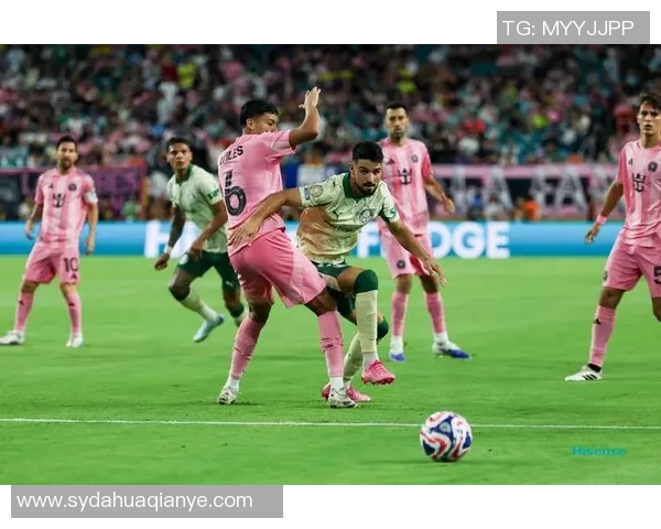 梅西加盟迈阿密国际后首战表现抢眼 球迷热议未来发展趋势